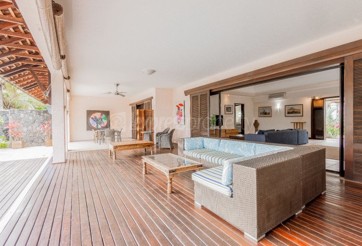 Maison/Villa - 5 chambres - 880 m²