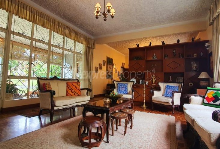 Maison/Villa - 6 chambres - 445 m²