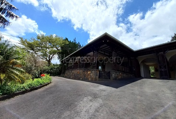 Maison/Villa - 7 chambres - 420 m²
