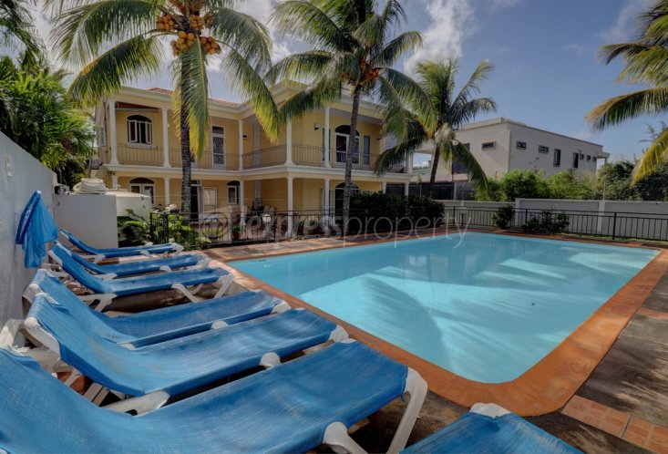 Maison/Villa - 8 chambres - 413 m²
