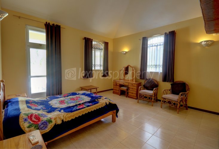 Maison/Villa - 8 chambres - 413 m²