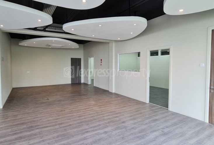 Office - 120 m²