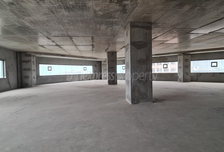 Office - 1562 m²