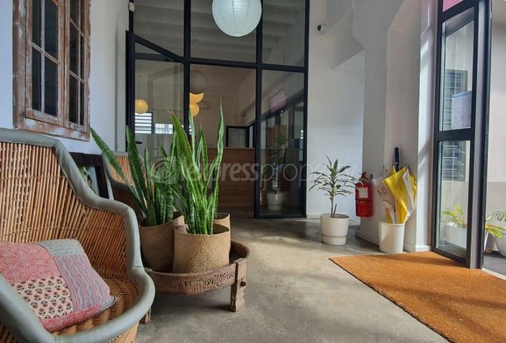 Office - 159 m²