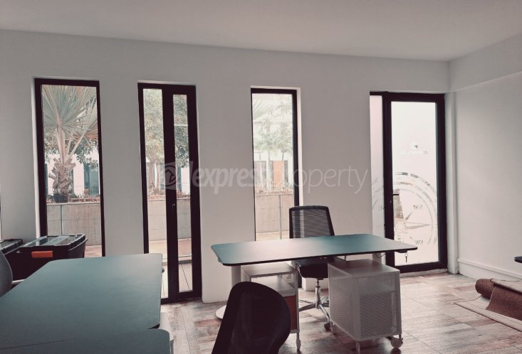 Office - 37 m²