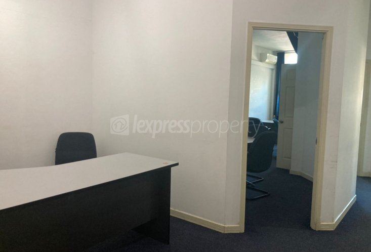 Office - 44 m²