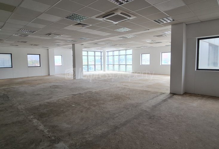 Office - 750 m²