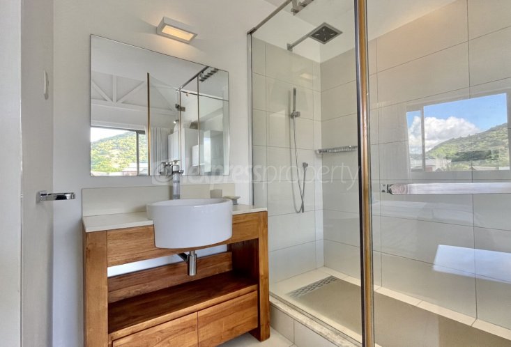 Penthouse - 2 Bedrooms - 168 m²