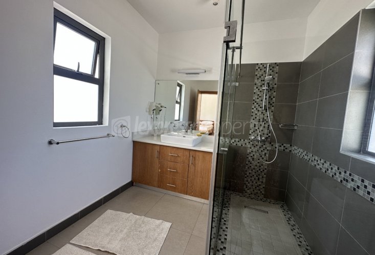 Penthouse - 2 Bedrooms - 95 m²