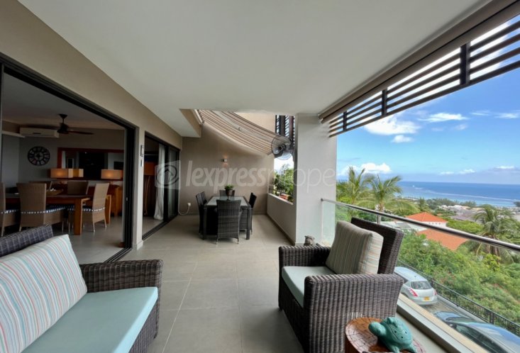 Penthouse - 3 Bedrooms - 245 m²