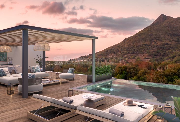 Penthouse - 3 Bedrooms - 260 m²