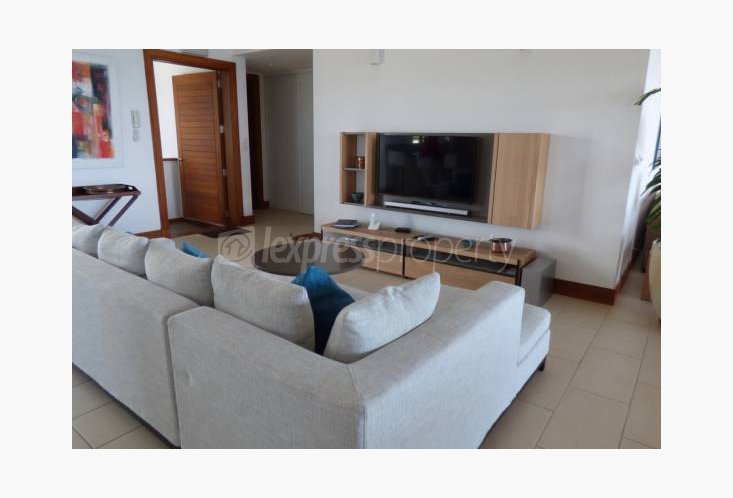 Penthouse - 3 Bedrooms - 328 m²