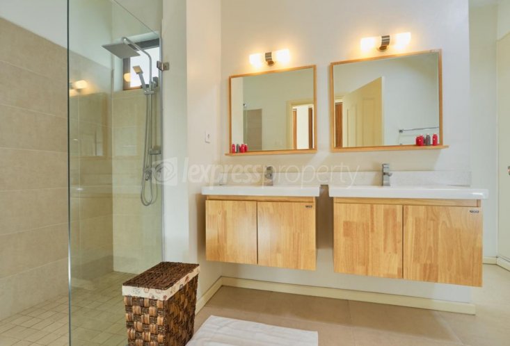Penthouse - 3 chambres - 250 m²