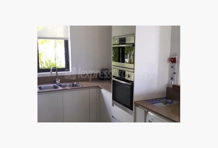 Penthouse - 4 Bedrooms - 240 m²