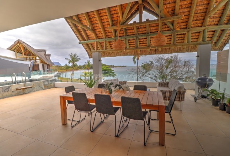Penthouse - 4 Bedrooms - 275 m²