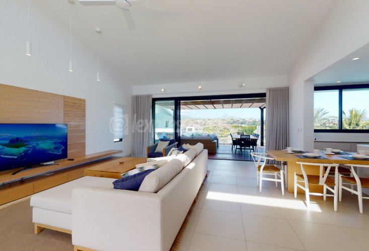 Penthouse - 4 Bedrooms - 334 m²