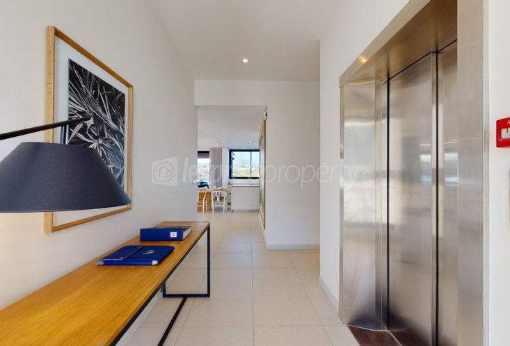 Penthouse - 4 Bedrooms - 334 m²