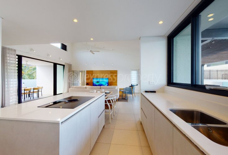 Penthouse - 4 Bedrooms - 334 m²