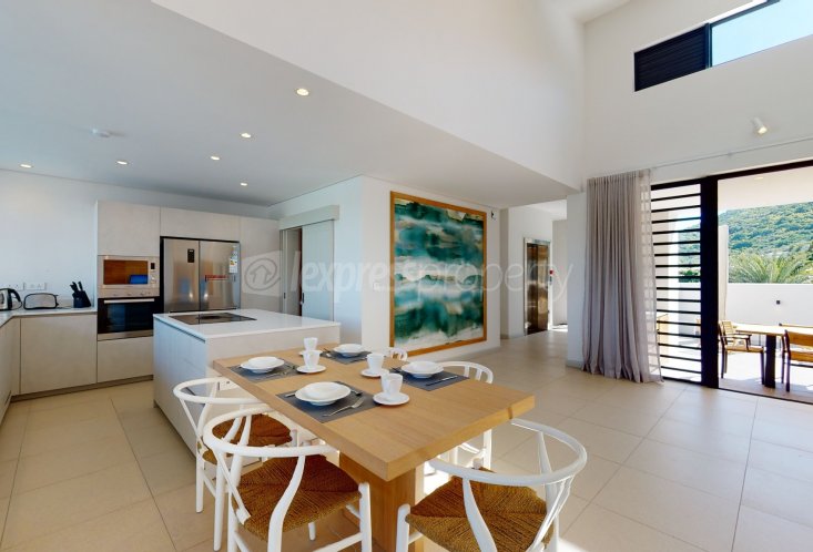 Penthouse - 4 Bedrooms - 458 m²