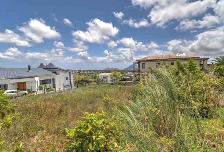 Residential land - 1178 m²