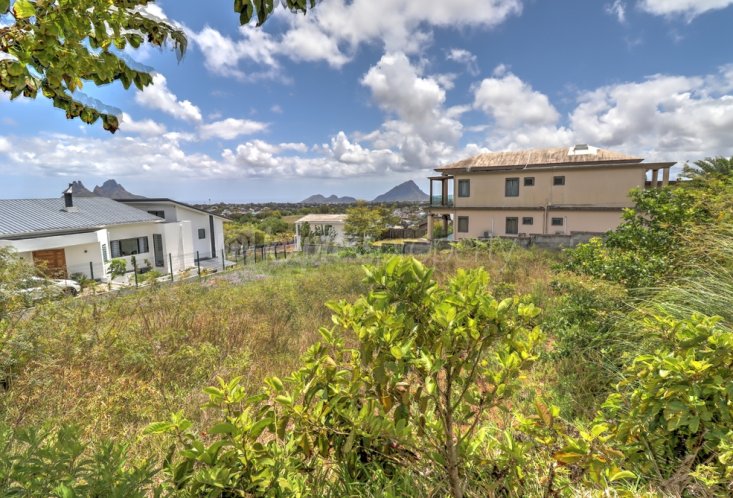 Residential land - 1178 m²