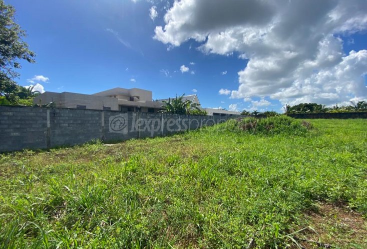 Residential land - 1200 m²