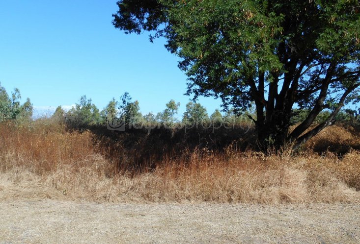 Residential land - 1596 m²