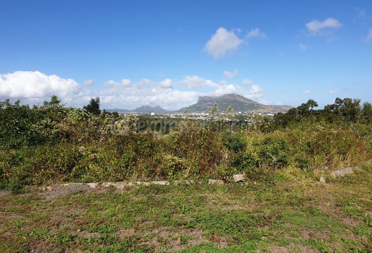 Residential land - 2110 m²