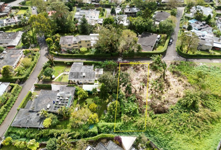 Residential land - 265 Toise(s)