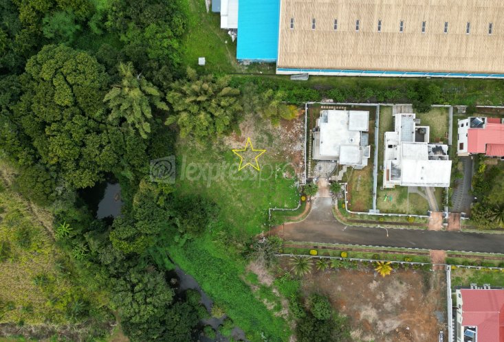 Residential land - 2767 m²