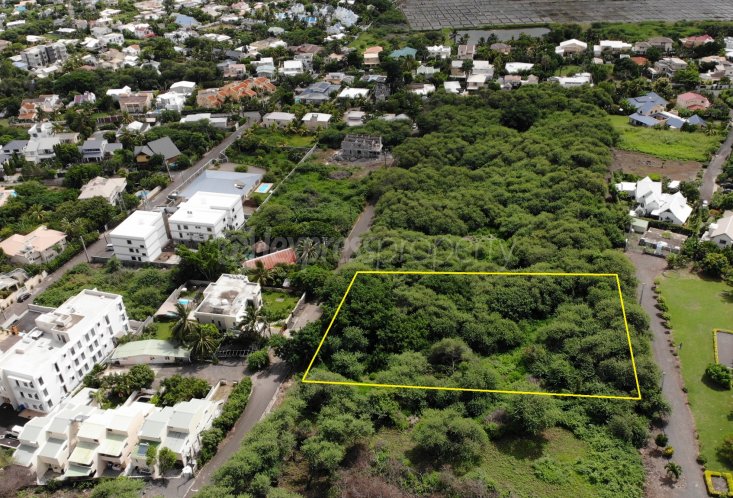 Residential land - 3823 m²