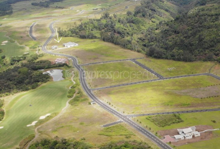 Residential land - 4055 m²