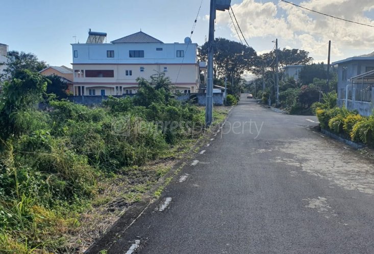 Residential land - 549 m²