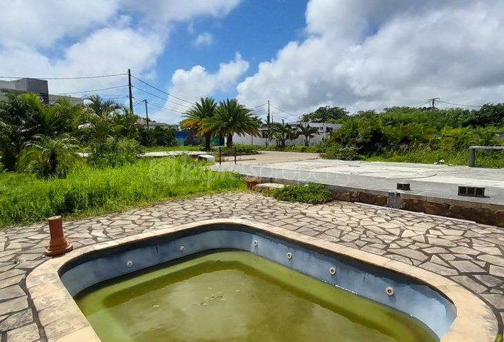 Terrain résidentiel - 1812 m²