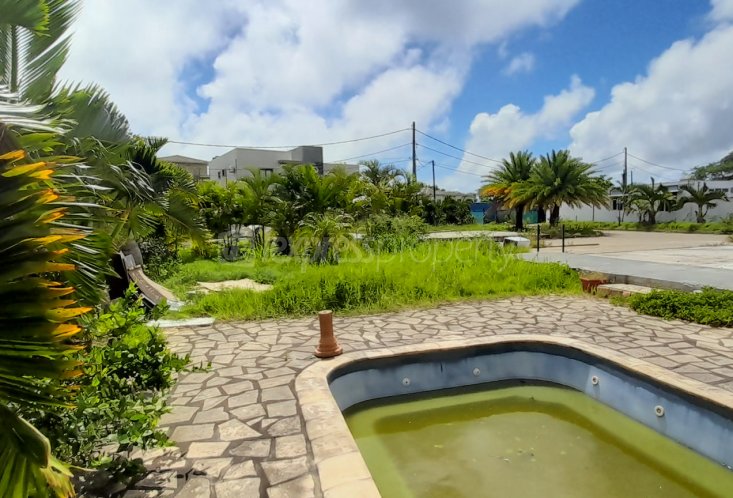Terrain résidentiel - 1812 m²