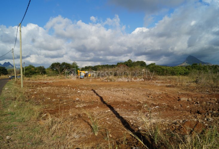 Terrain résidentiel - 2110 m²