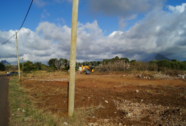 Terrain résidentiel - 2110 m²