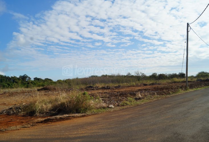 Terrain résidentiel - 2110 m²