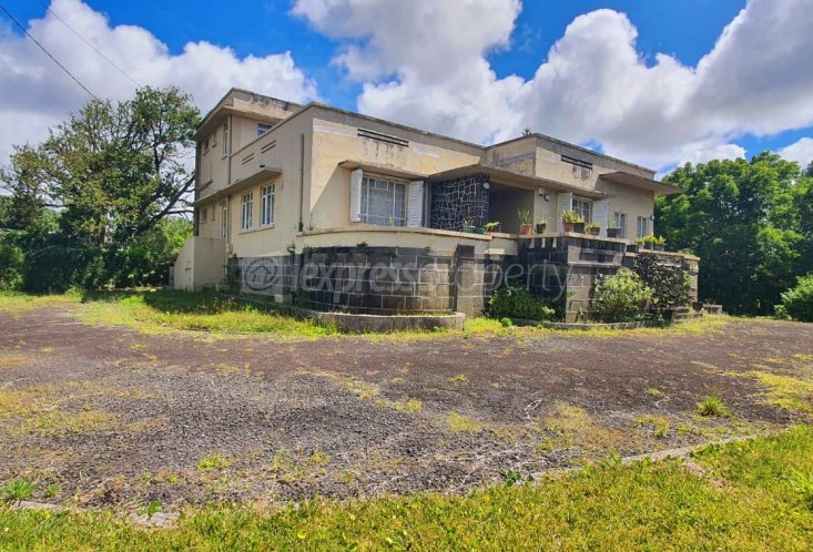 Terrain résidentiel - 5332 m²