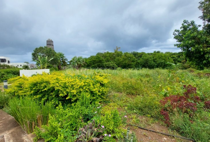Terrain résidentiel - 766 m²