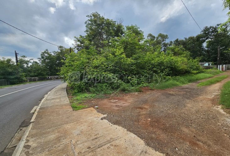 Terrain résidentiel - 8126 m²