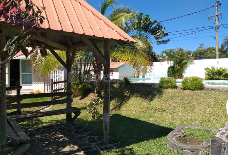 Townhouse/Duplex - 3 chambres - 1100 p²