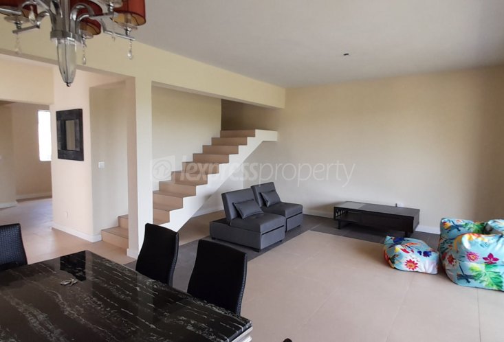 Townhouse/Duplex - 3 chambres - 207 m²