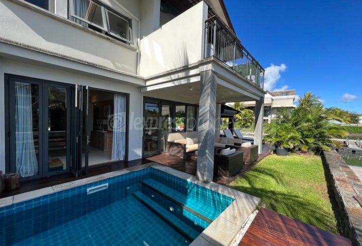 Townhouse/Duplex - 3 chambres - 300 m²