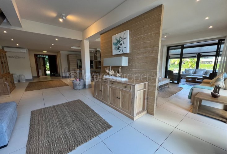 Townhouse/Duplex - 3 chambres - 300 m²