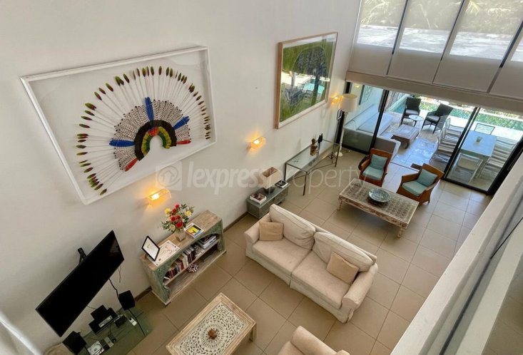 Townhouse / Duplex - 4 Bedrooms - 243 m²