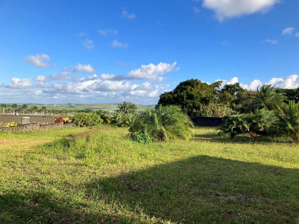 Terrain résidentiel Achat / Vente à Belle Vue Harel 15,600,000